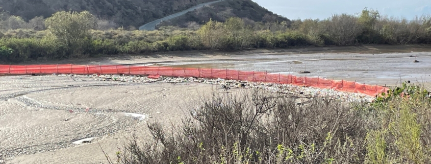 Fotografía del valle del río Tijuana a lo lejos, donde se observa contaminación visible.